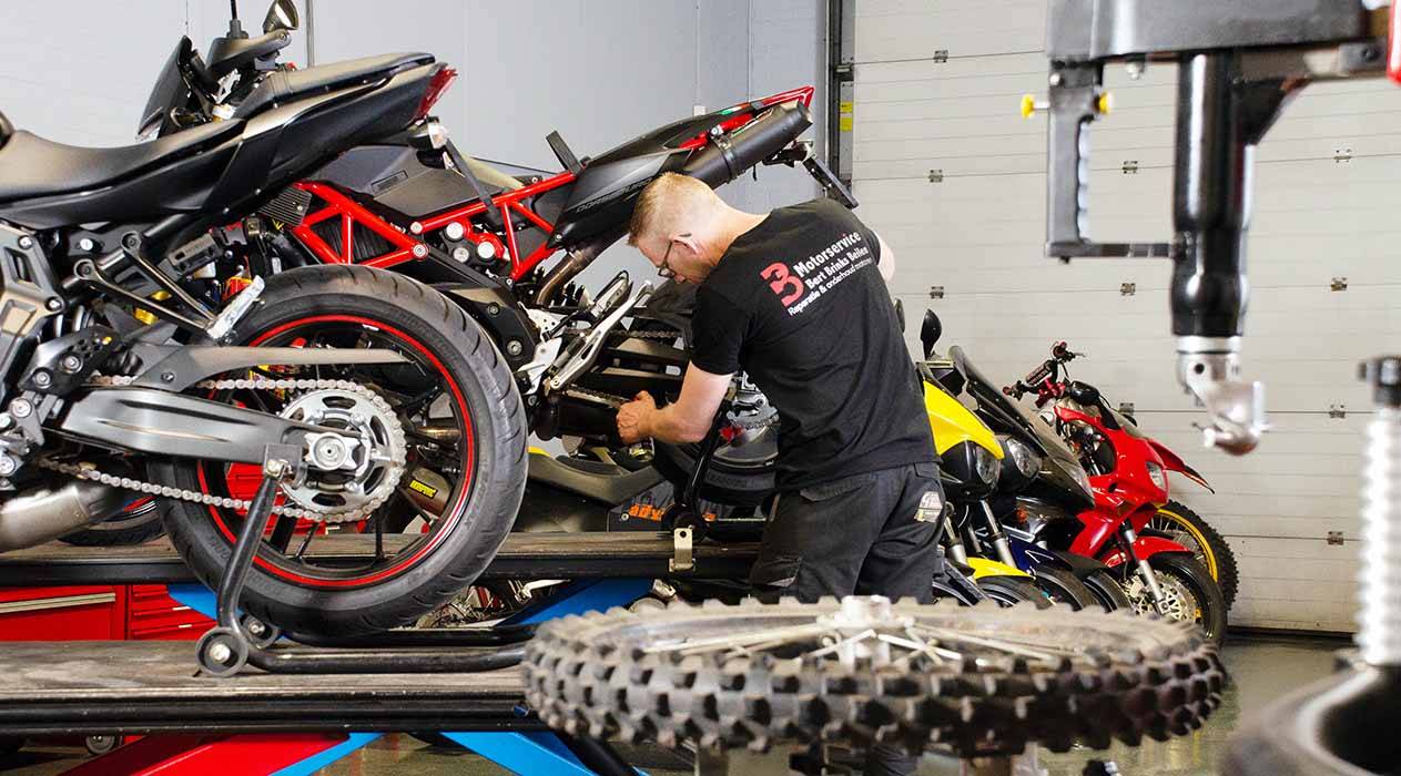 Motorservice Bert Brinks Kapotte motor? Motorservice Bert Brinks repareert